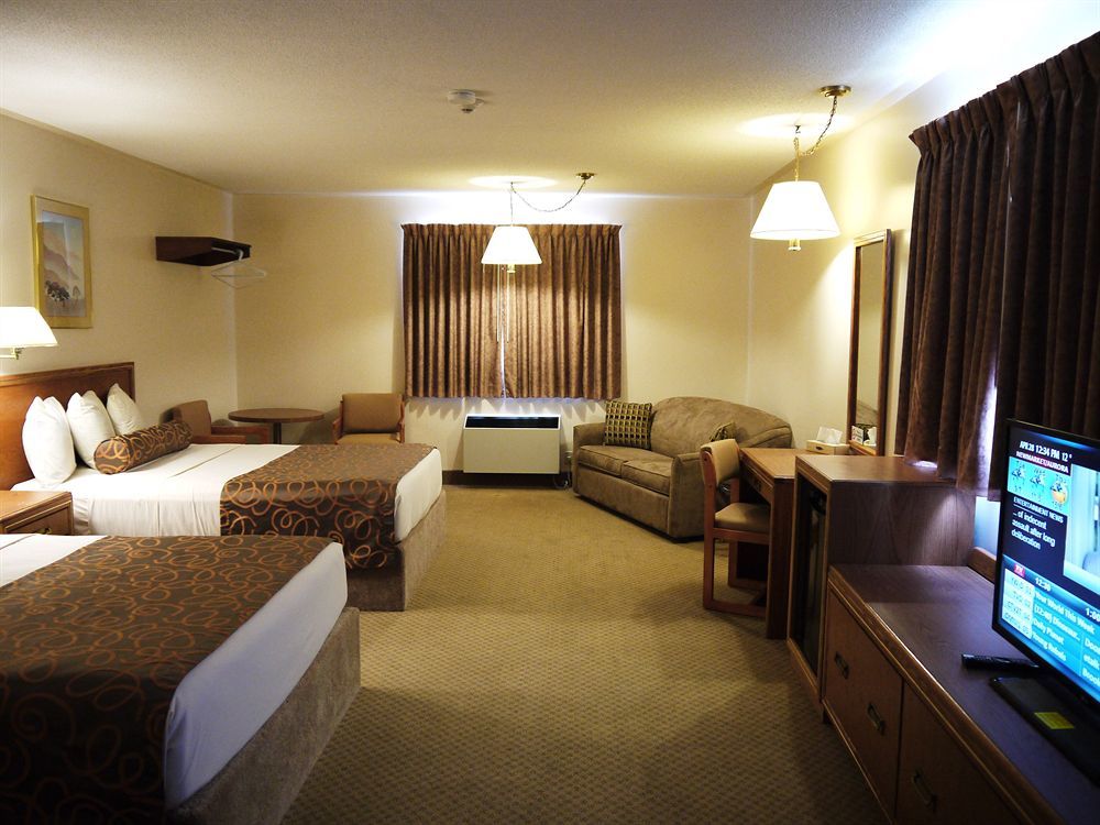 Newmarket Inn Bagian luar foto