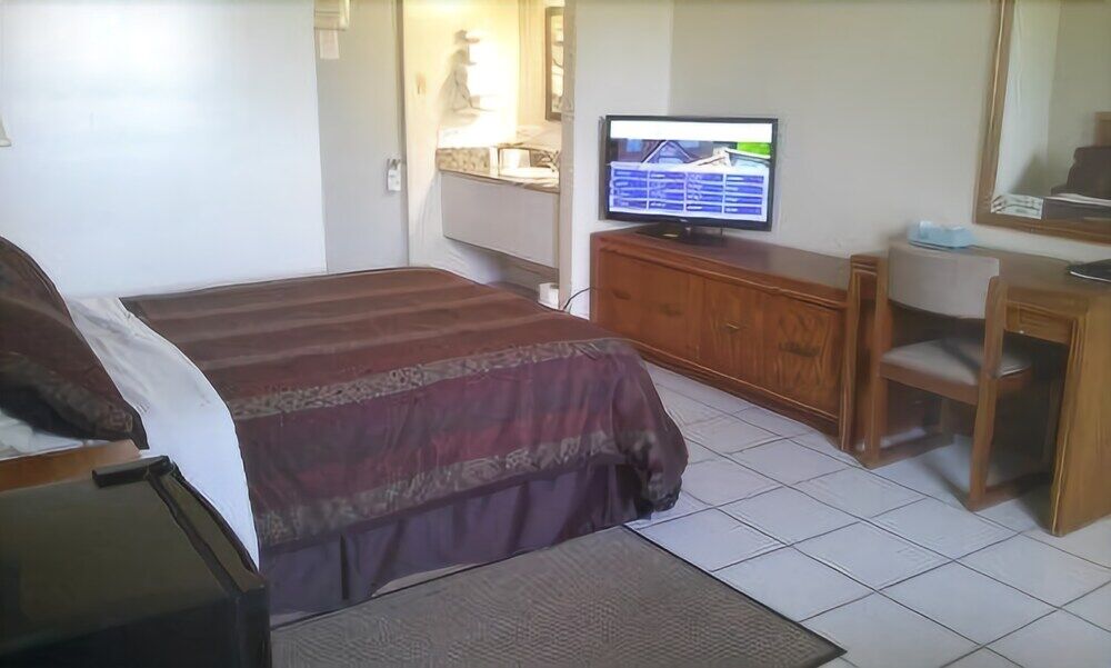 Newmarket Inn Bagian luar foto
